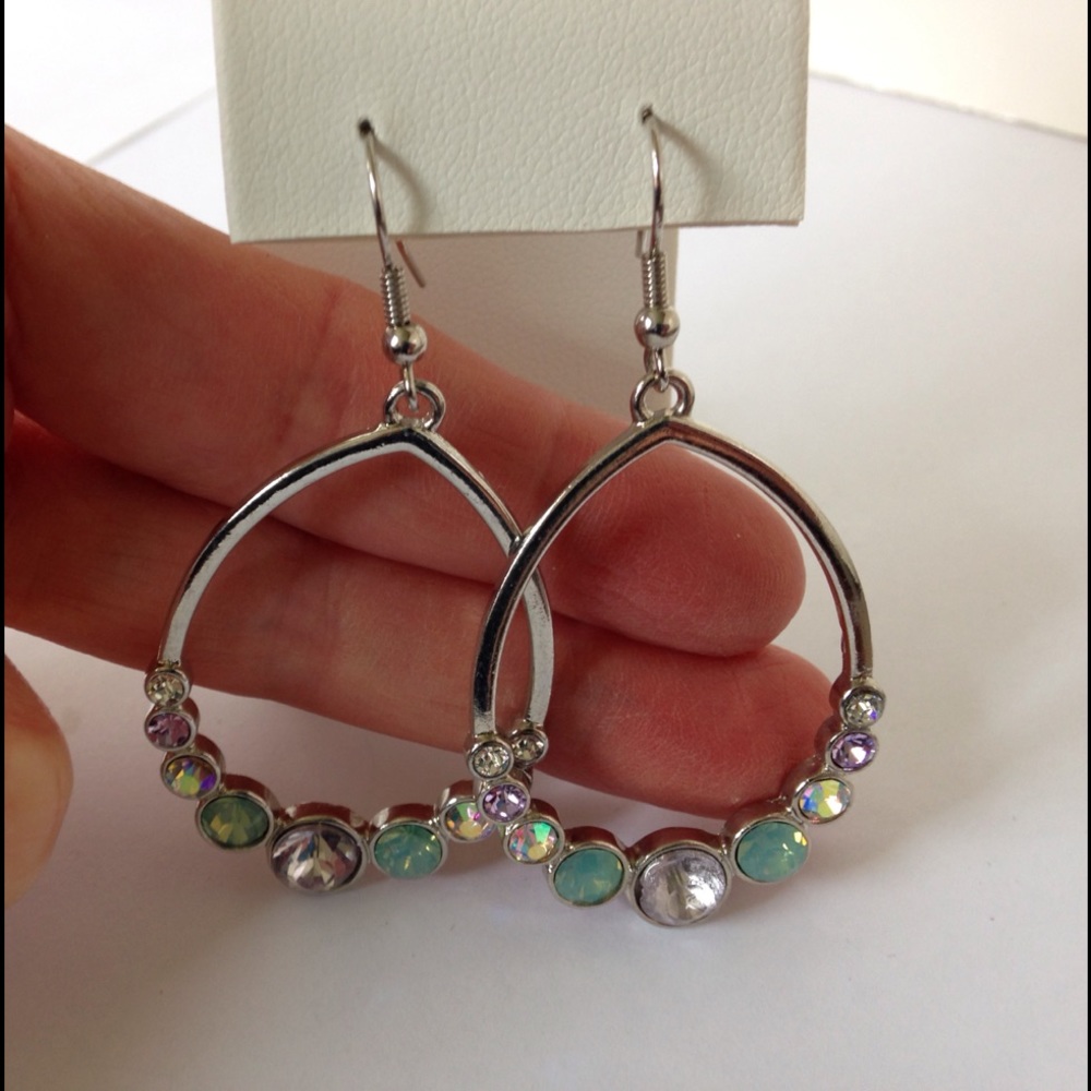 Earrings Seafoam Green & Crystal